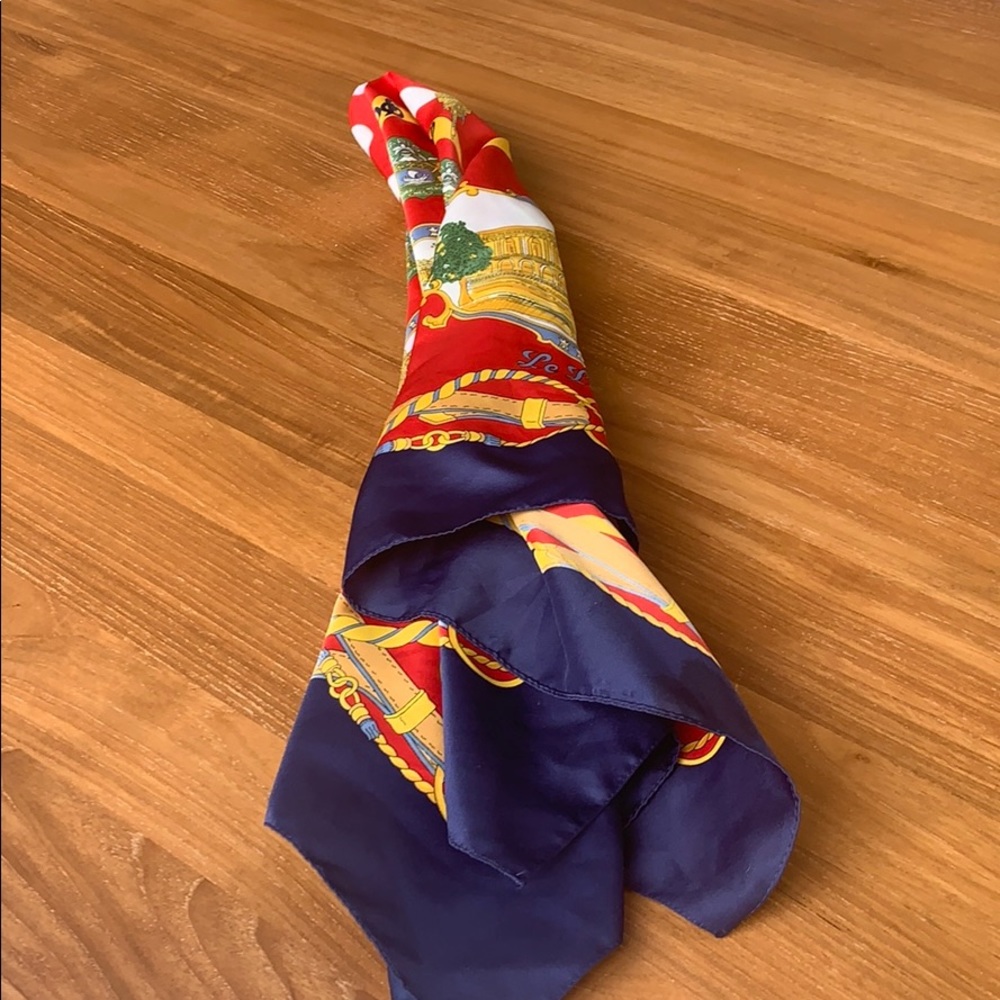 Paris Scarf